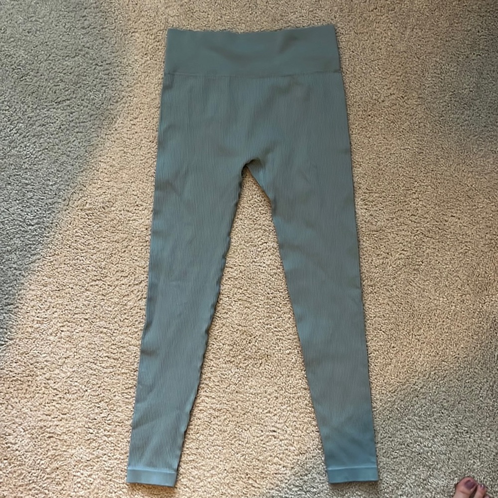 Stretchy leggings